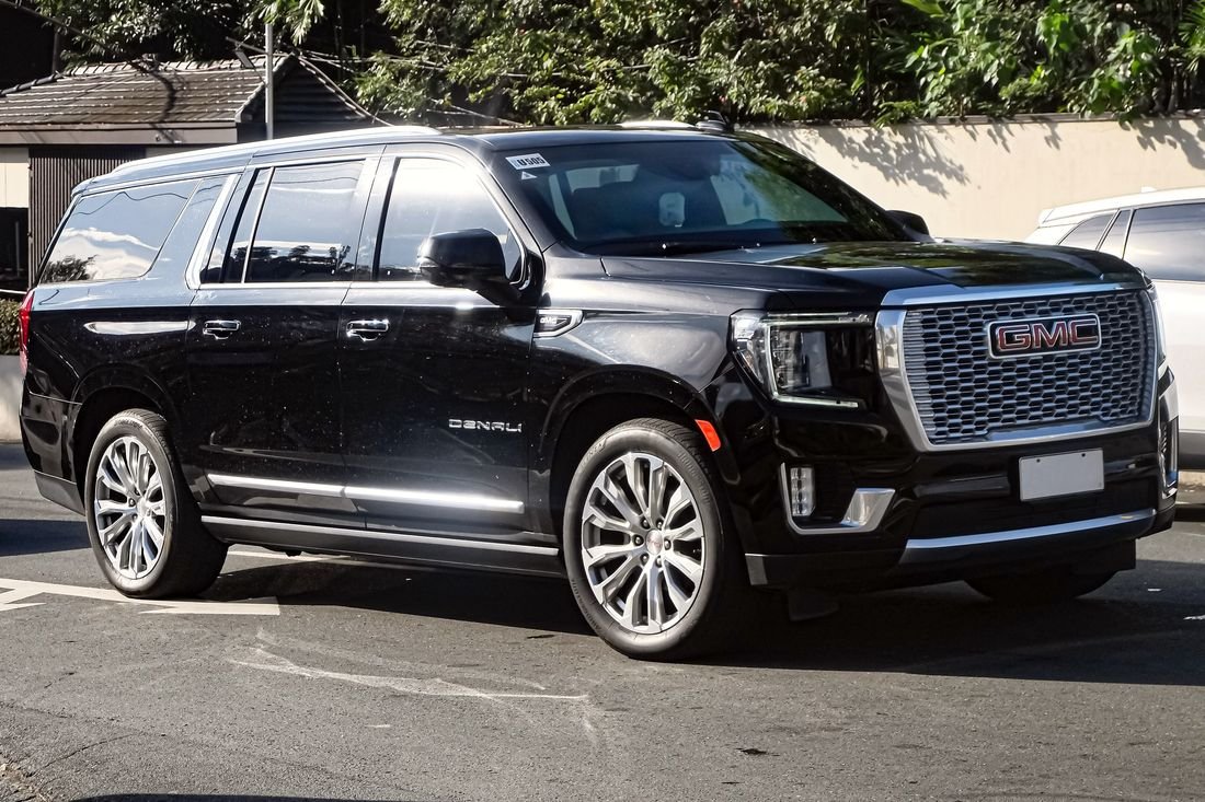 Full-size luxury SUV